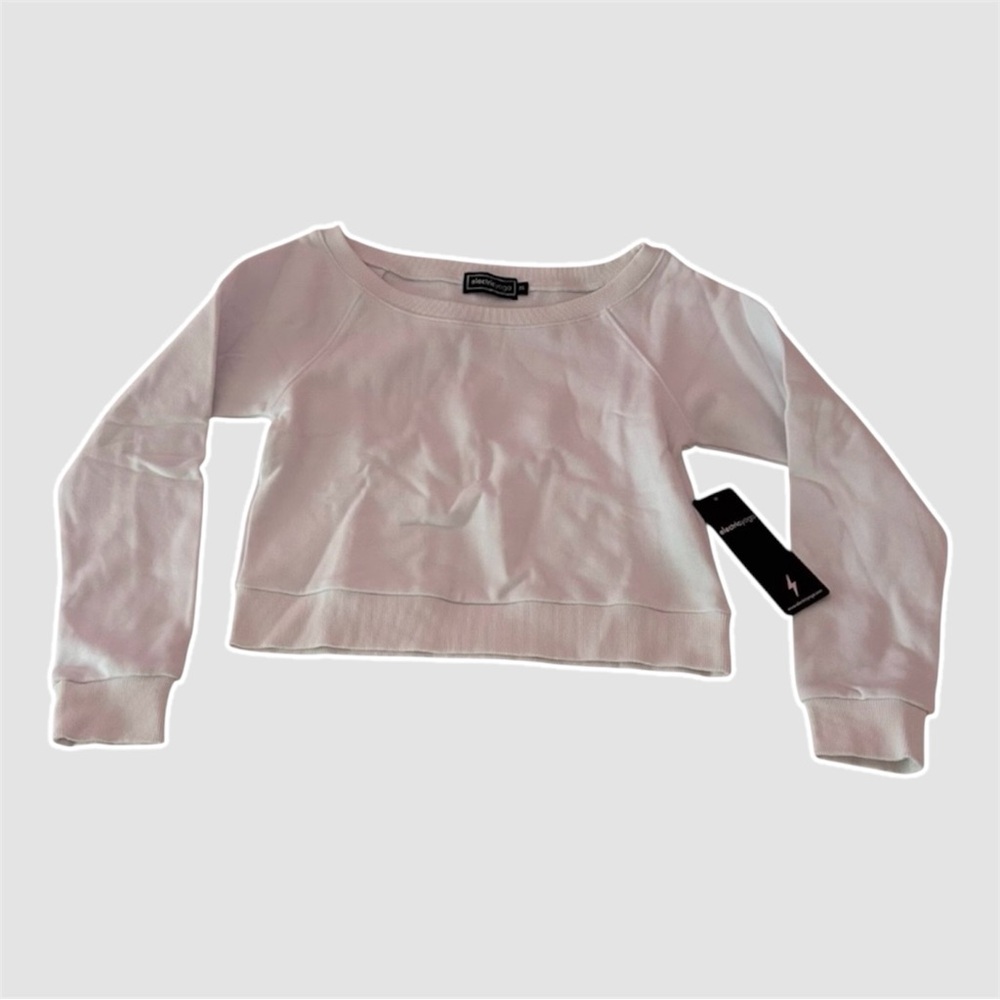 electric yoga off the shoulder sweatshirt in white - size xs